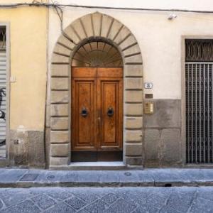 Toscanella Romantic by Mmega