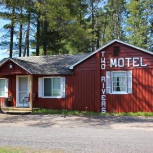 Two Rivers Motel and Cabins of Kenton MI