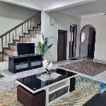 Homestay 2-storey Terrace at PJS 10 Bandar Sunway 