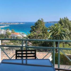 Upstays - Renovated - Sea view - Pool - Patio