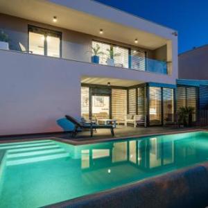 Family friendly house with a swimming pool Vantacici Krk - 19263