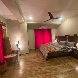 Luxurious 1BHK at Top Location of Twin Cities