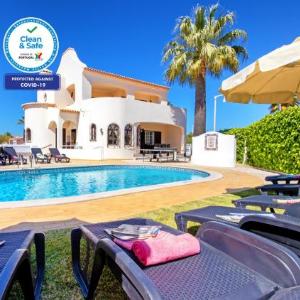 Villa Morais - Refúgio em família com piscina aquecível e BBQ - Galé Albufeira
