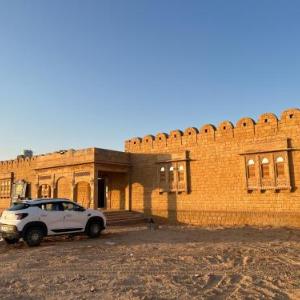 Best Desert Camp In Jaisalmer Red Velvet