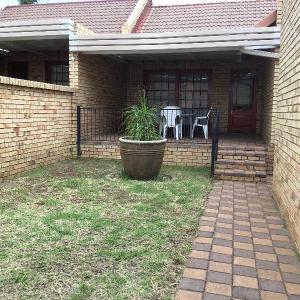 Fully Furnished Monthly Stay