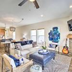 The Moby House Coastal Retreat with Ocean Views & Hot Tub Oregon