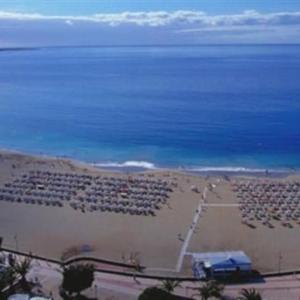 Los Cristianos plaza property