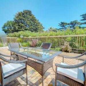 comfortable 3 bedroom superb south terrace