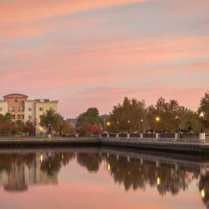 Hampton Inn By Hilton And Suites Suisun City