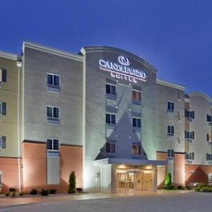 Worlds of Fun Hotels - Candlewood Suites Kansas City Northeast