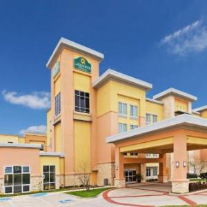 La Quinta Inn & Suites by Wyndham Burleson