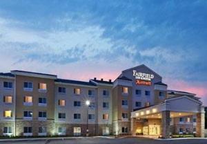 Fairfield Inn and Suites by Marriott Tulsa Southeast/Crossroads Village, Tulsa