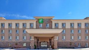 Holiday Inn Express Topeka North, an IHG Hotel, Topeka