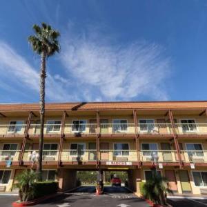 Super 8 by Wyndham Anaheim/Disneyland Drive