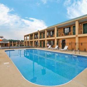 Days Inn by Wyndham Natchitoches