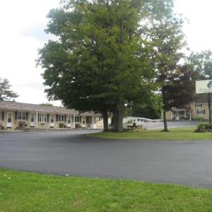 Fulton Hotels Deals At The 1 Hotel In Ny All Seasons Inn