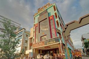 OYO 84325 Hotel Park Palace, Tiruppur