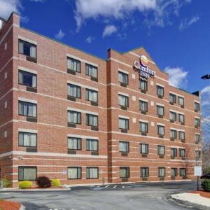 Hotels near Deep Cuts Brewery Medford - The Inn At Woburn - Boston