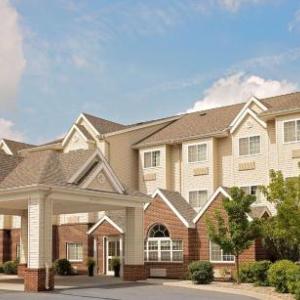 Hotels near Lincoln Hill Farms Canandaigua - Microtel Inn & Suites by Wyndham Geneva