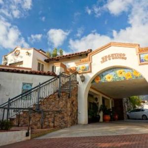 Hotels near Libbey Bowl - Chantico Inn