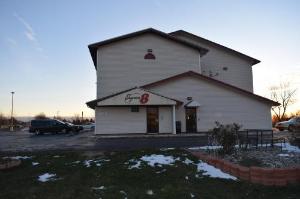 Super 8 by Wyndham Saginaw, Saginaw