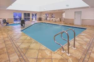 Super 8 by Wyndham Madison South, Madison