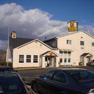 Hotels near KCI Expo Center - Americas Stay Inn-Leavenworth
