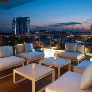 Hotels near Corsica Studios London - H10 London Waterloo