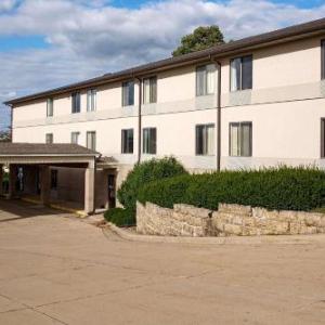 Hotels near Jackson County Fairgrounds Maquoketa - Econo Lodge Maquoketa