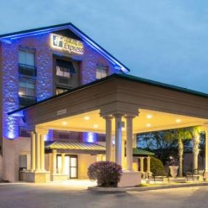 Bluffton Hotels Deals At The 1 Hotel In Sc Holiday Inn Express Bluffton
