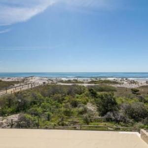 Hotels near Middle Township Performing Arts Center - ICONA Windrift