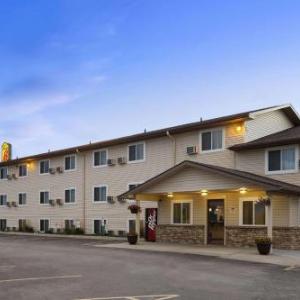 Super 8 by Wyndham Council Bluffs IA Omaha NE Area