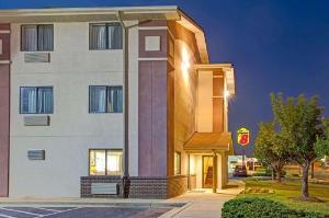 Super 8 by Wyndham College Park Wash DC Area, College Park
