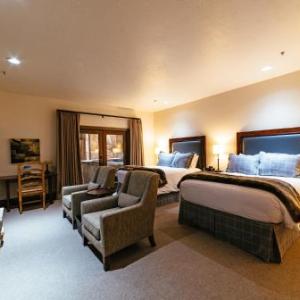 Hotels near Canyons Village at Park City - Deluxe Two Queen Room with Fireplace Hotel Room