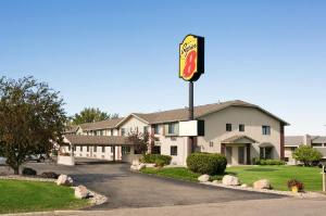 Super 8 by Wyndham Alexandria MN, Alexandria