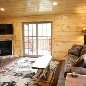 Blessing Lodge by Amish Country Lodging