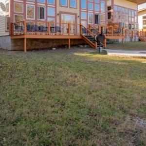 Seven Bluff Cabins