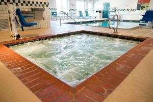 Country Inn & Suites by Radisson, Effingham, IL, Effingham