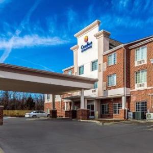 Hotels near Victoria Theatre Dayton - Comfort Inn & Suites Dayton North