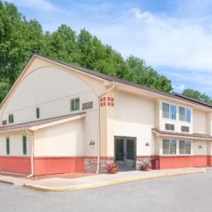 Super 8 by Wyndham Oneonta/Cooperstown