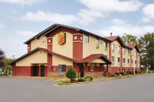 Super 8 by Wyndham Richmond Airport VA, Henrico