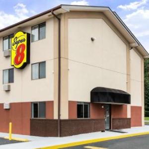 Super 8 by Wyndham Chester/Richmond Area