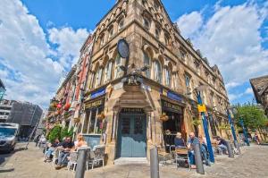 The Mitre Hotel, Manchester