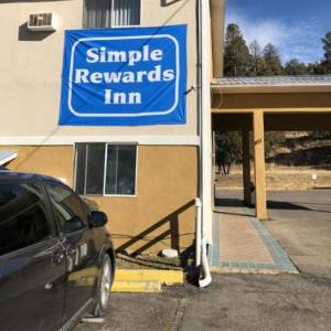 Simple Rewards Inn