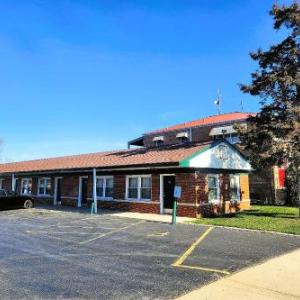 Manor Motel By OYO Near Oak Brook Chicago Westchester