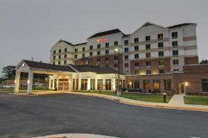 Hilton Garden Inn Woodbridge, Woodbridge