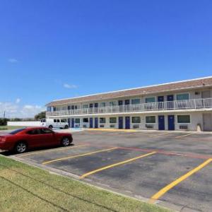 Motel 6-Corpus Christi TX - East - North Padre Island