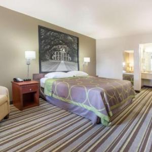 Hotels near First West West Monroe - Super 8 by Wyndham Monroe West