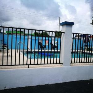Merida Inn & Suites
