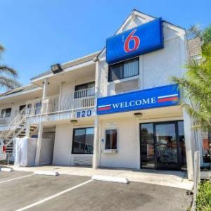 Carson Hotels Deals At The 1 Hotel In Ca Motel 6 Los Angeles Harbor City